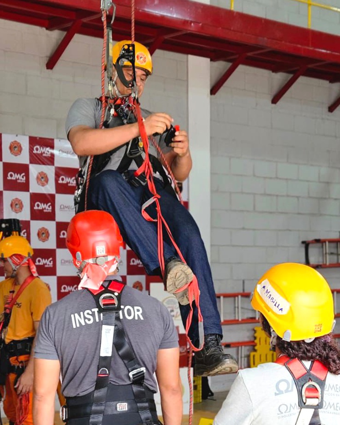 GRUPO OMG - CTO - Area de Resgate Tecnico em Altura e Espaco Confinado 2