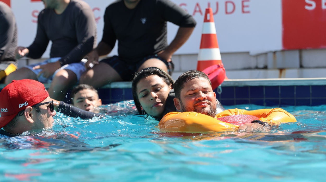 GRUPO OMG - CTO - Piscina 6